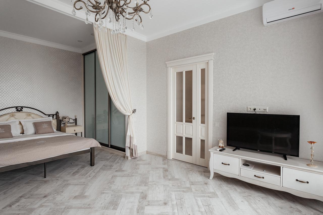 Arcadia Dream Apartment Odessa Ngoại thất bức ảnh